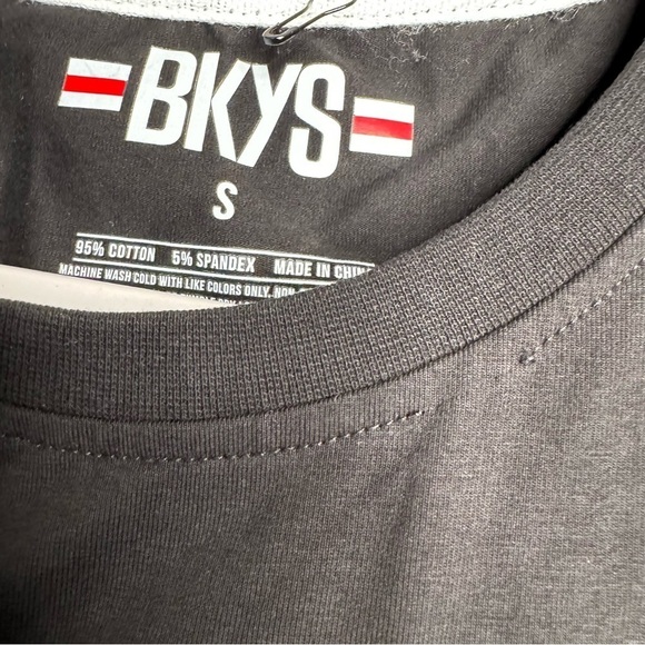 Bkys MENS BKYS BELIEVE IN LOVE TEE Small Black Graphic T-shirt Embroidered - Picture 7 of 8